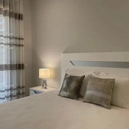 Apartment Bellevue Da Rocha *