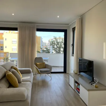 Apartment Bellevue Da Rocha